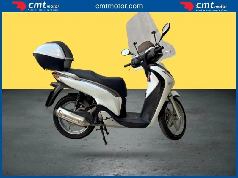 Honda SH 150i (2009 - 12) (2)