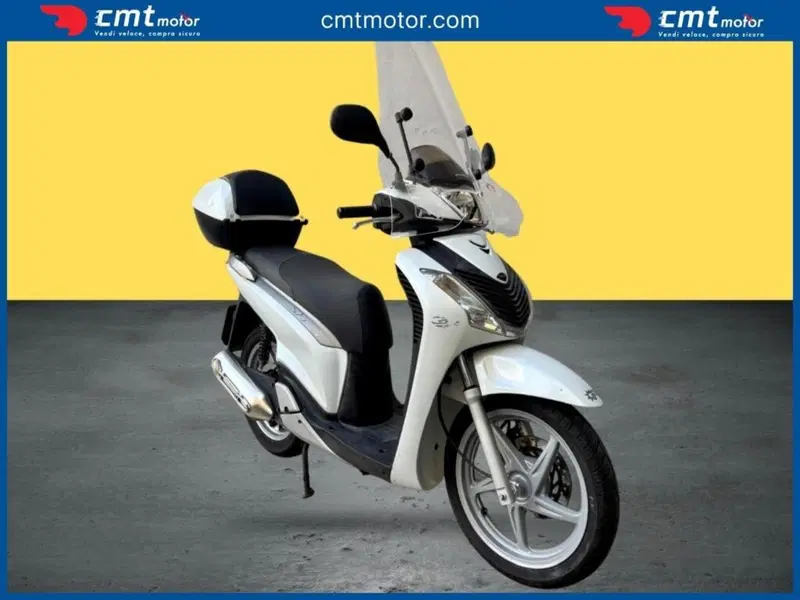 Honda SH 150i (2009 - 12) (3)