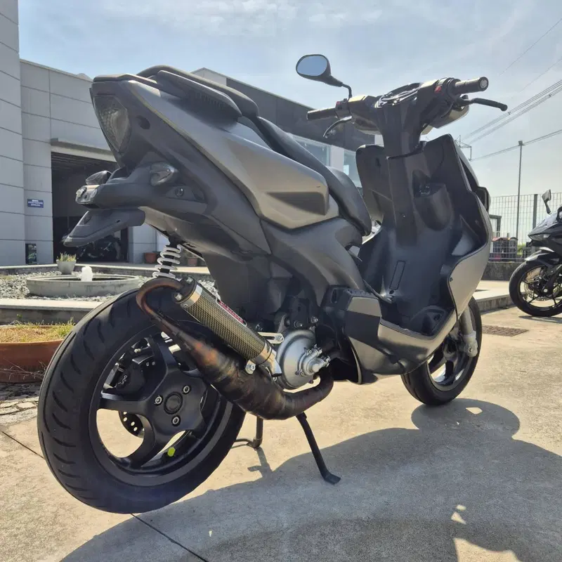 Yamaha Aerox 50 R (2007 - 18) (2)