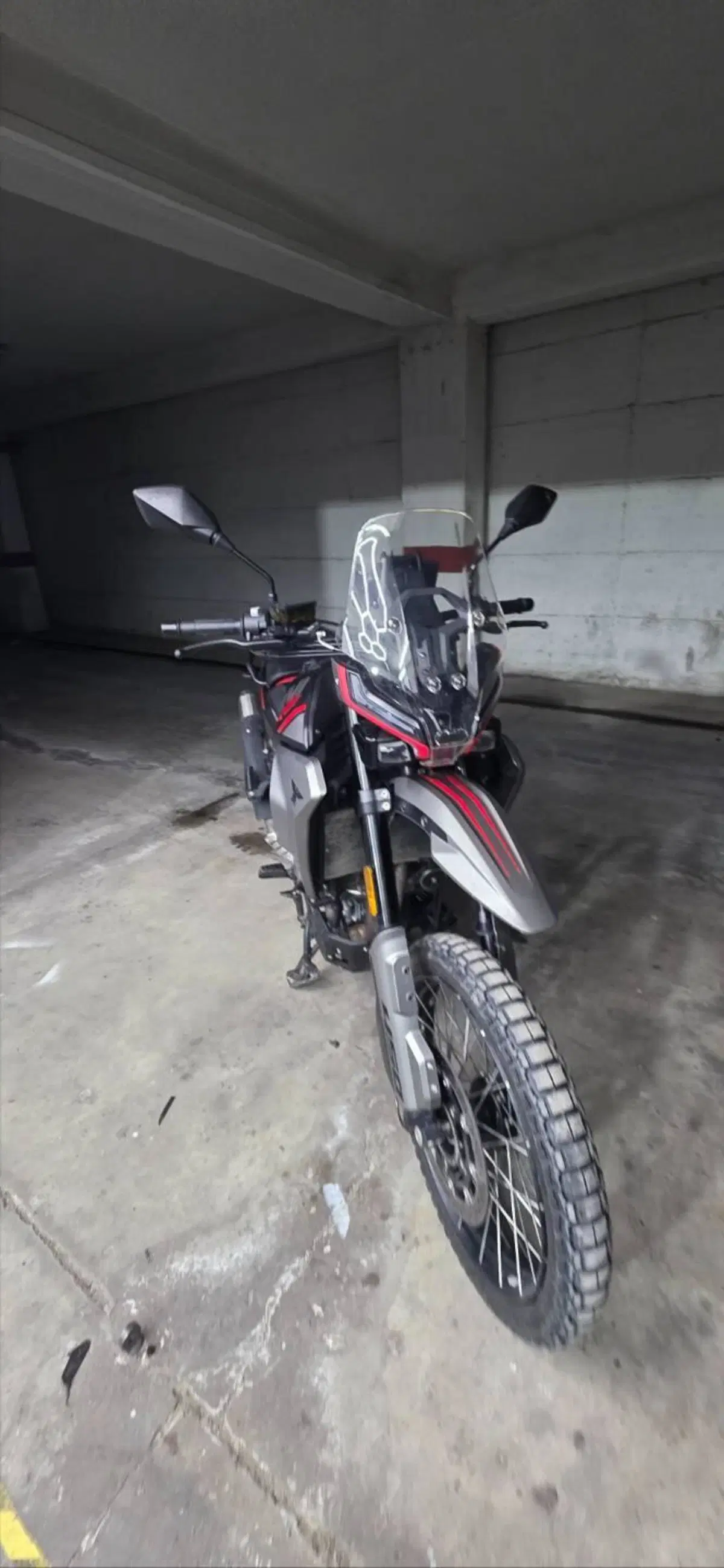 Moto Morini Allthrike 450 (2025 - 26) (9)