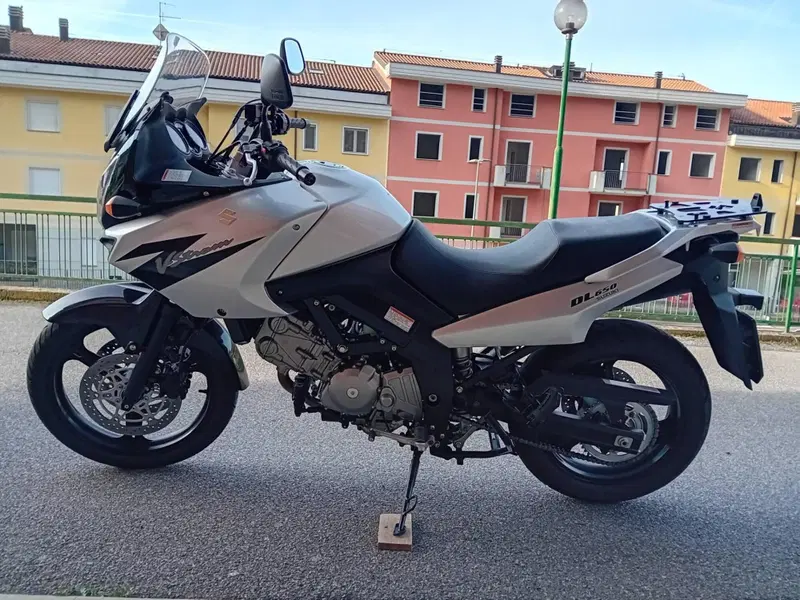 Suzuki V-Strom 650DL (2004 - 06) (2)