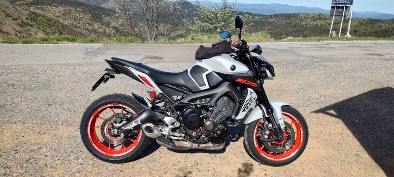 Yamaha MT-09 (2017 - 20) (6)