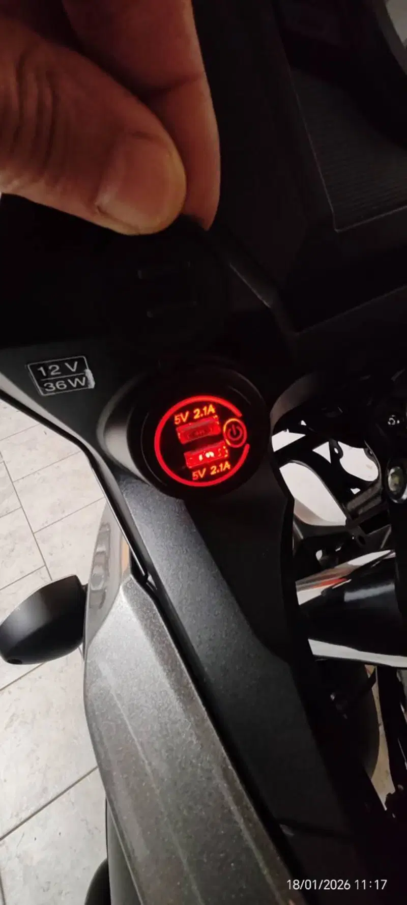 Suzuki V-Strom 650 (2021 - 25) (9)