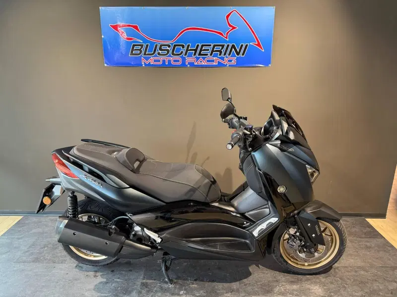 Yamaha X-Max 300 Tech Max (2021 - 24) (11)