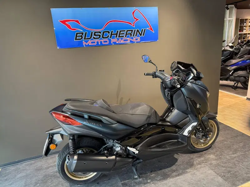 Yamaha X-Max 300 Tech Max (2021 - 24) (13)