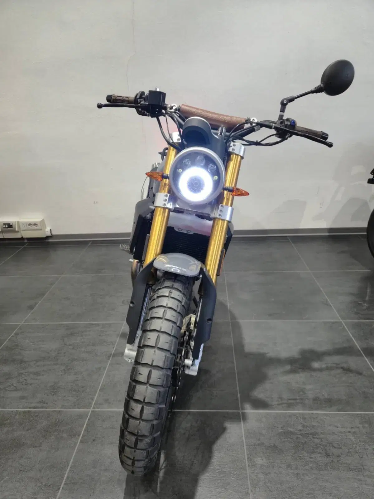 Fantic Motor Caballero 500 Scrambler Deluxe (2021 - 23) (2)