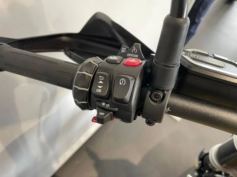 Bmw R 12 G/S (2026) (11)