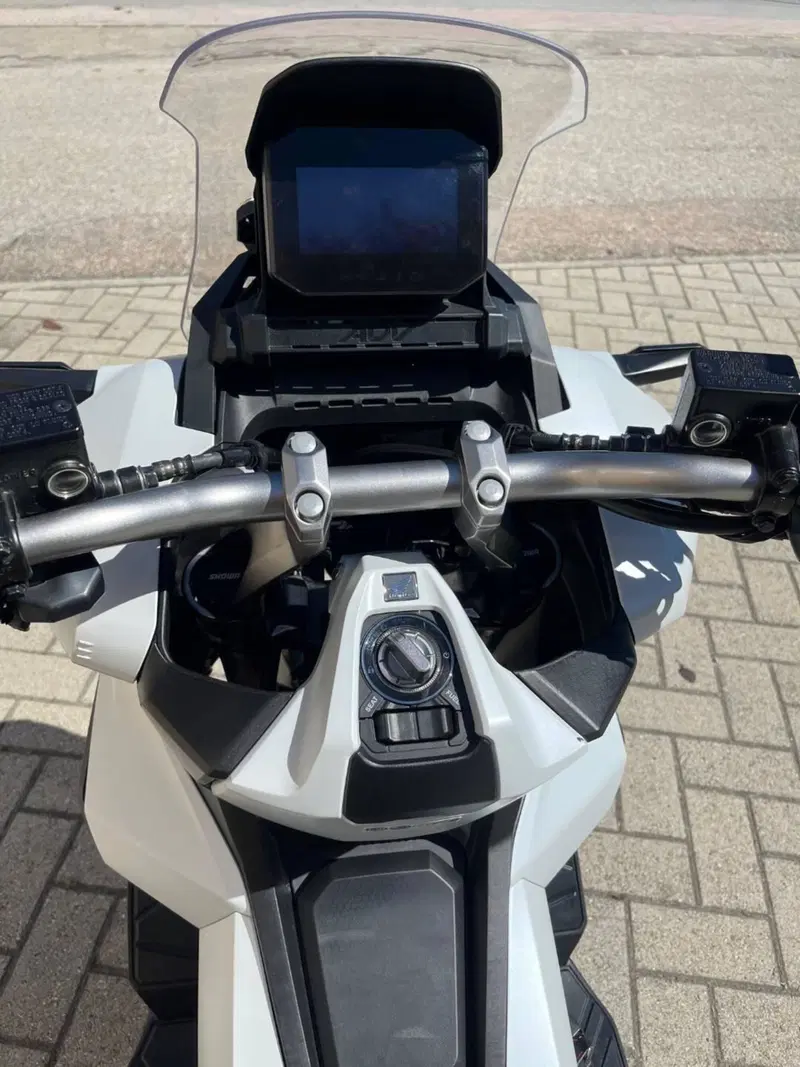 Honda ADV 350 (2022 - 24) (5)