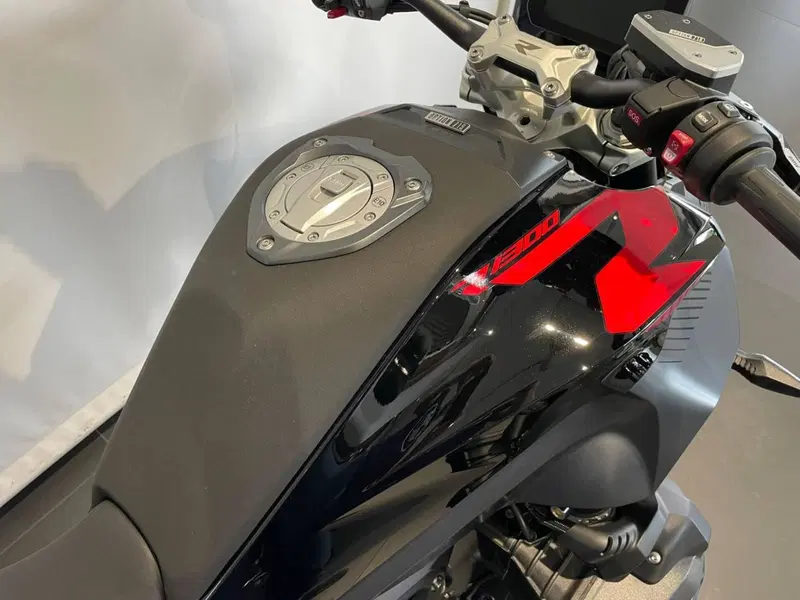 Bmw R 1300 R (2026) (12)