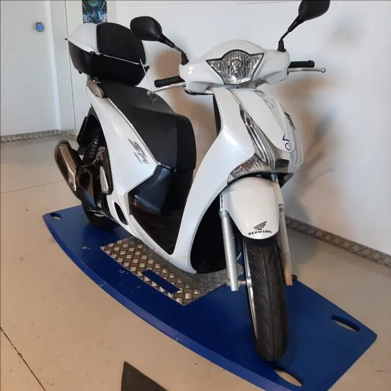 Honda SH 150i ABS (2013 - 16) (2)