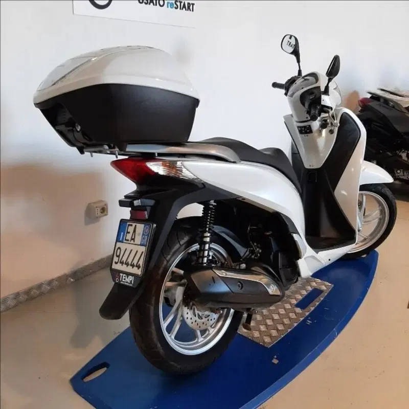 Honda SH 150i ABS (2013 - 16) (5)