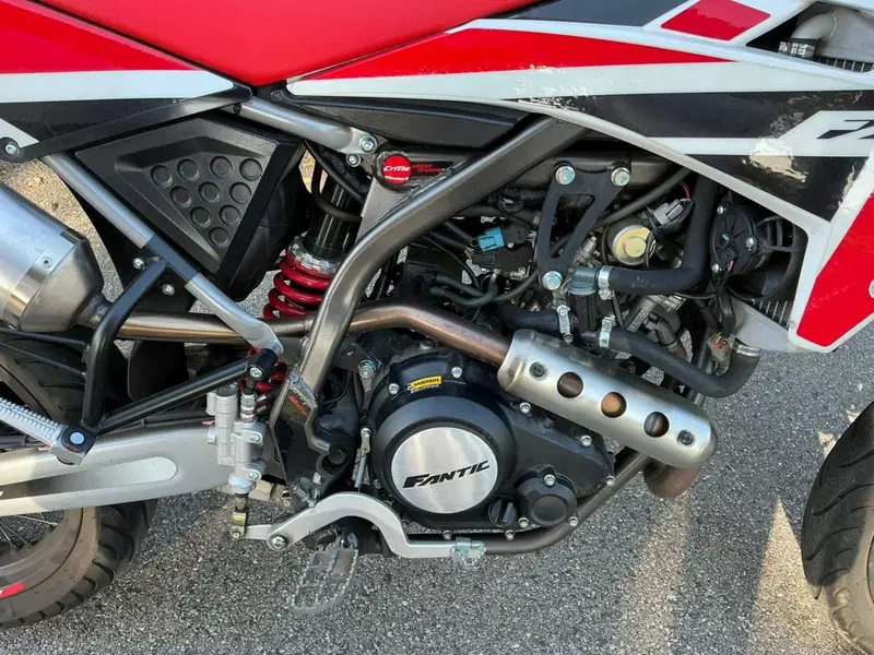 Fantic Motor XMF 125 Motard Performance 4t (2021 - 22) (7)