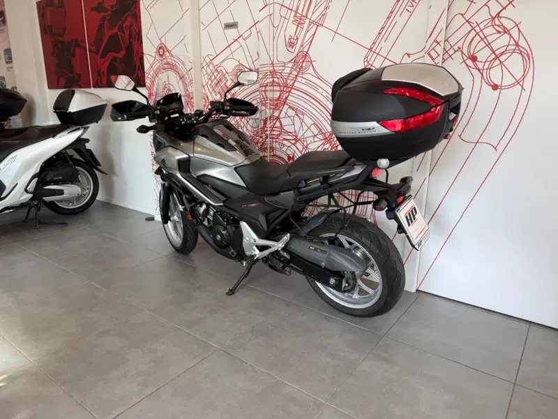 Honda NC 750 X DCT ABS (2016 -17) (6)