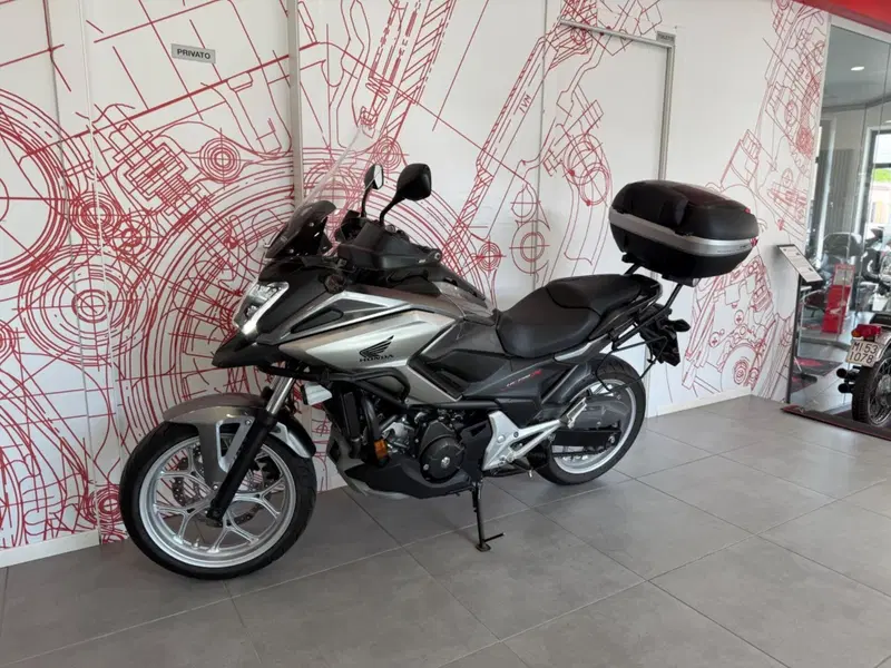 Honda NC 750 X DCT ABS (2016 -17) (5)