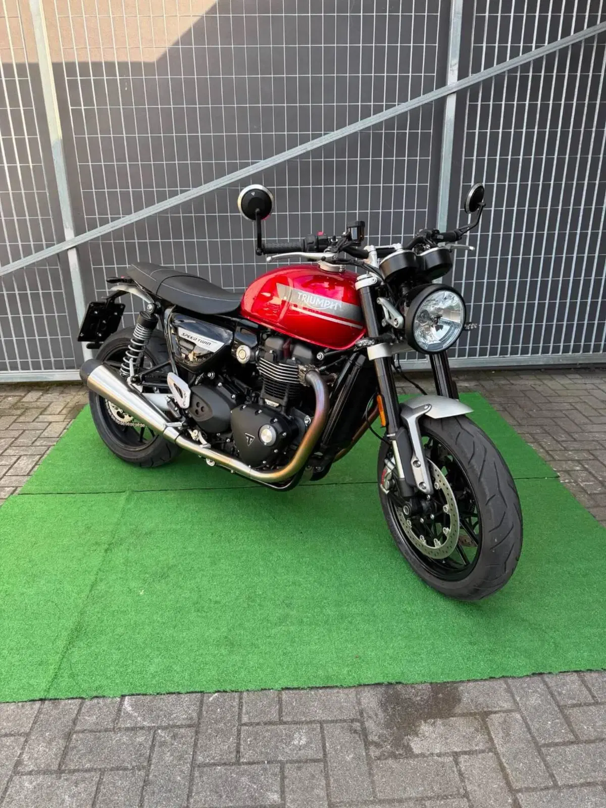 Triumph Speed Twin 1200 (2021 - 24) (3)