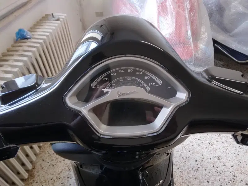 Vespa Primavera 50 (2024 - 25) (4)