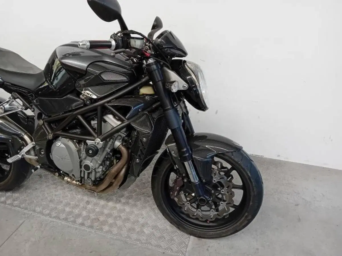 MV Agusta Brutale 750 S (2002 - 06) (2)