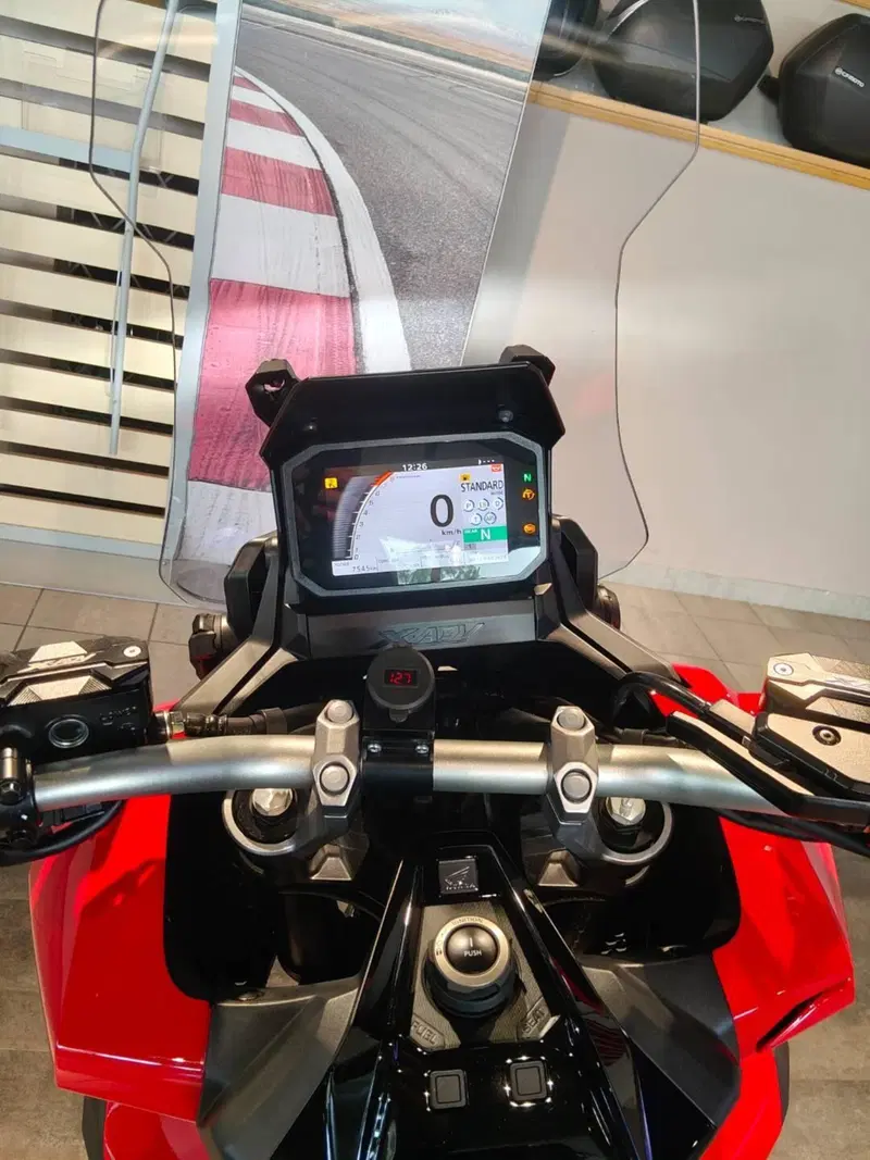 Honda X-ADV 750 DCT Travel (2021 - 24) (5)
