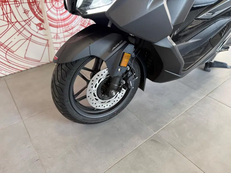 Honda Forza 350 (2022 - 24) (13)