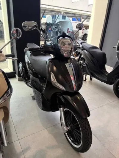 Piaggio Beverly 300 i.e. Police ABS-ASR (2017 - 20) usata