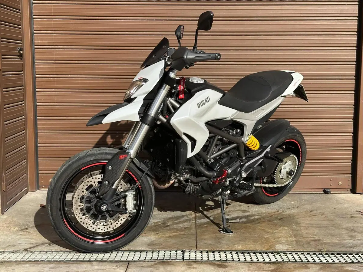 Ducati Hypermotard 821 (2013 - 15)