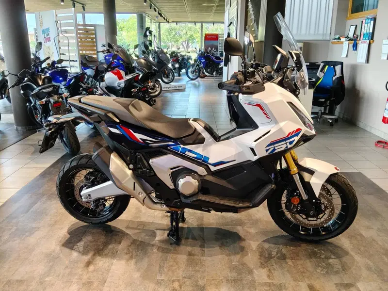 Honda X-ADV 750 Special Edition (2026) (2)