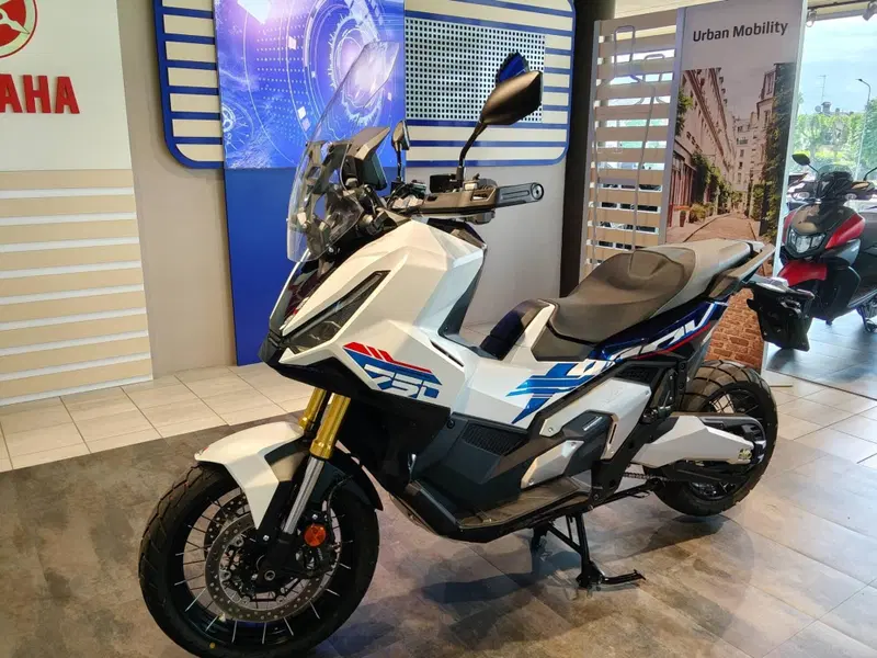 Honda X-ADV 750 Special Edition (2026) (3)