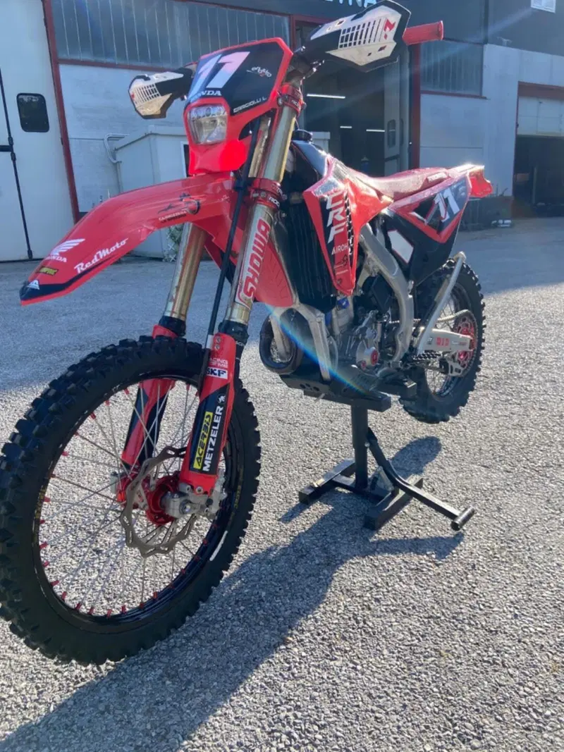 Honda CRF 300RX Enduro Special (2025)