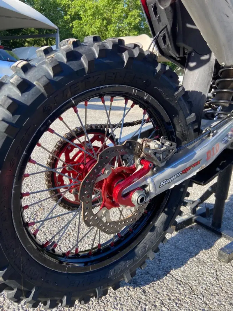Honda CRF 300RX Enduro Special (2025) (8)