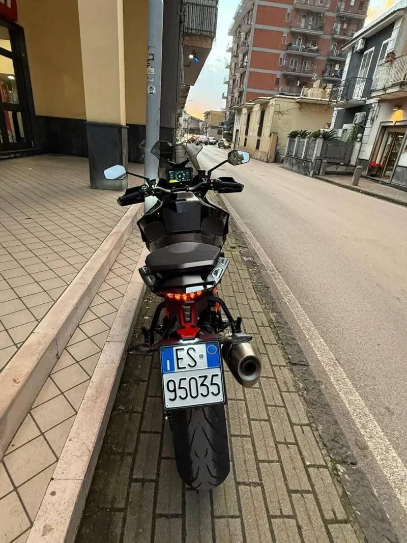KTM 1290 Super Duke GT (2019 - 20) (4)