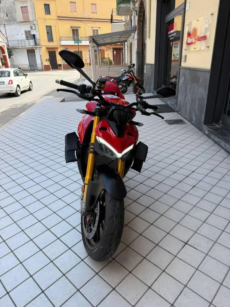 Ducati Streetfighter V4 S (2023 - 24) (4)