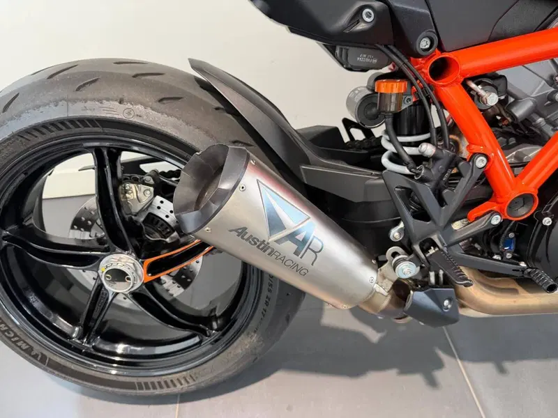 KTM 1390 Super Duke R EVO (2024 - 26) (5)