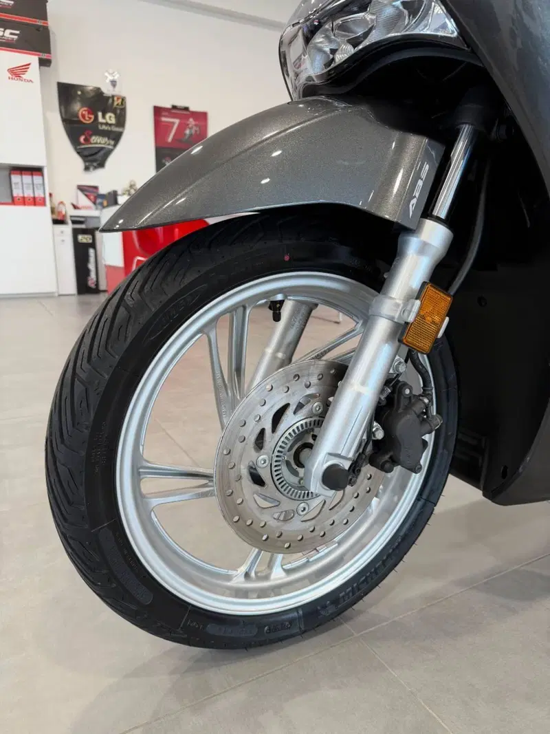 Honda SH 150i (2020 - 23) (11)