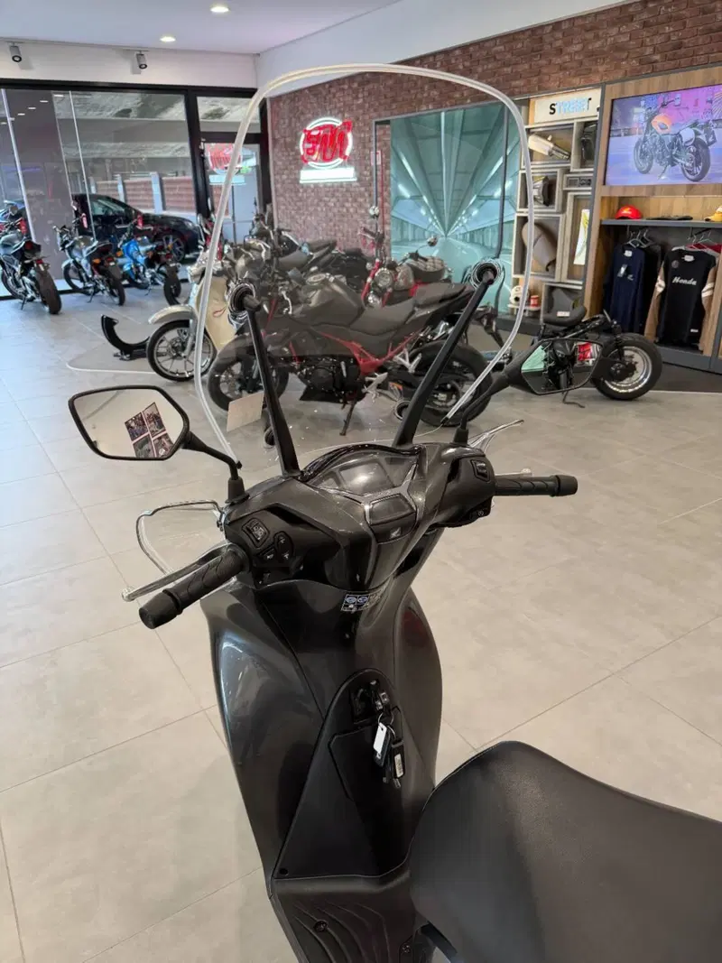 Honda SH 150i (2020 - 23) (9)
