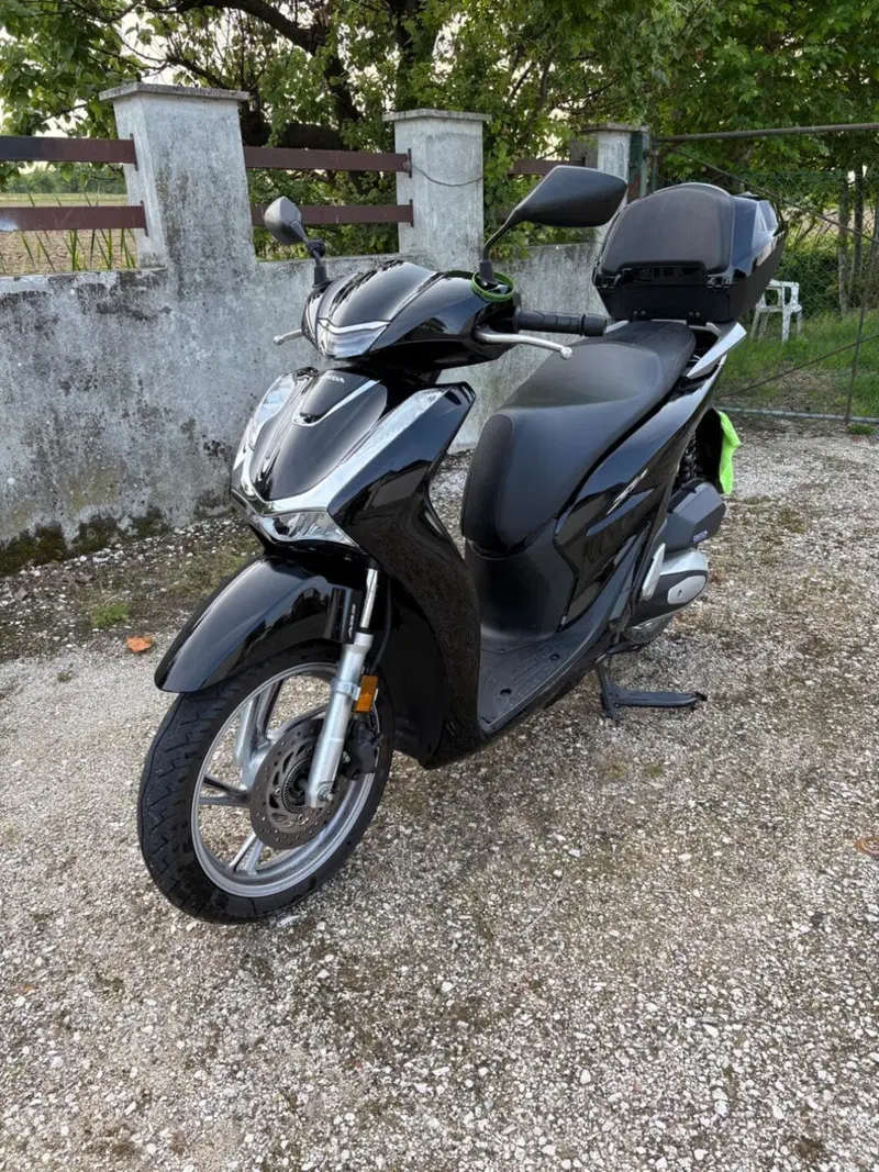Honda SH 125i (2020 - 23) (2)