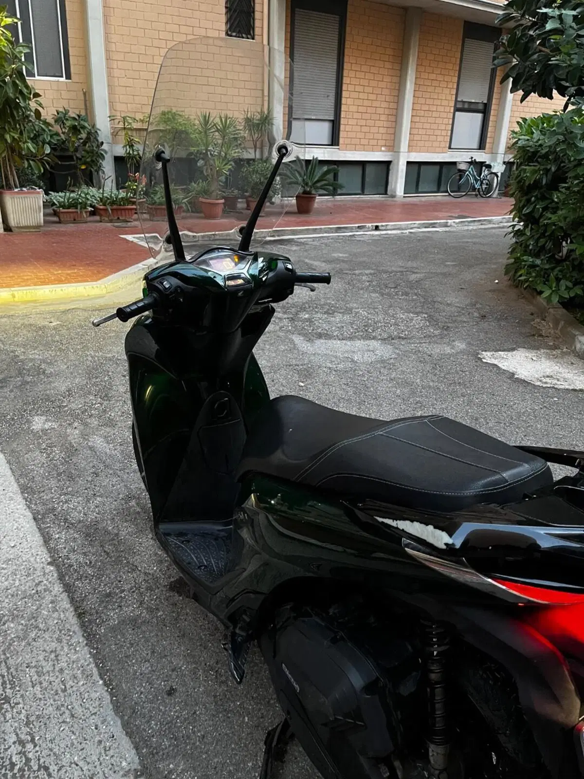 Honda SH 125i Vetro (2024 - 25) (6)