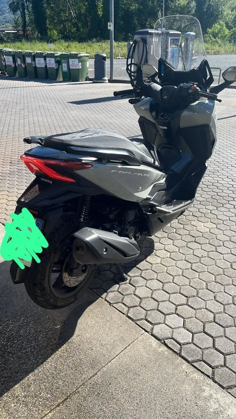 Honda Forza 350 (2025 - 26) (3)