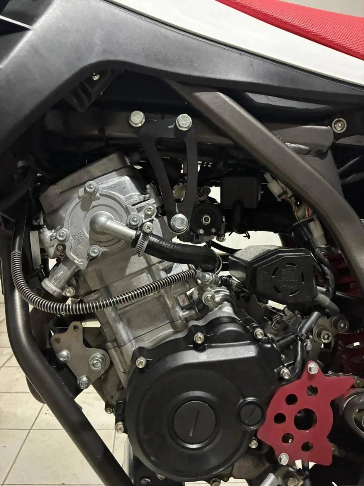 Fantic Motor XMF 125 Motard Performance 4T (2023 - 24) (8)