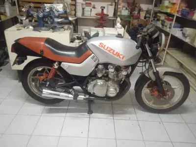 Suzuki katana d'epoca