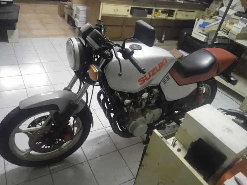 Suzuki katana (2)