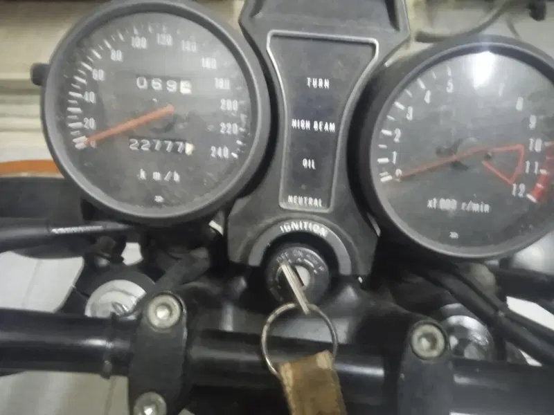 Suzuki katana (5)