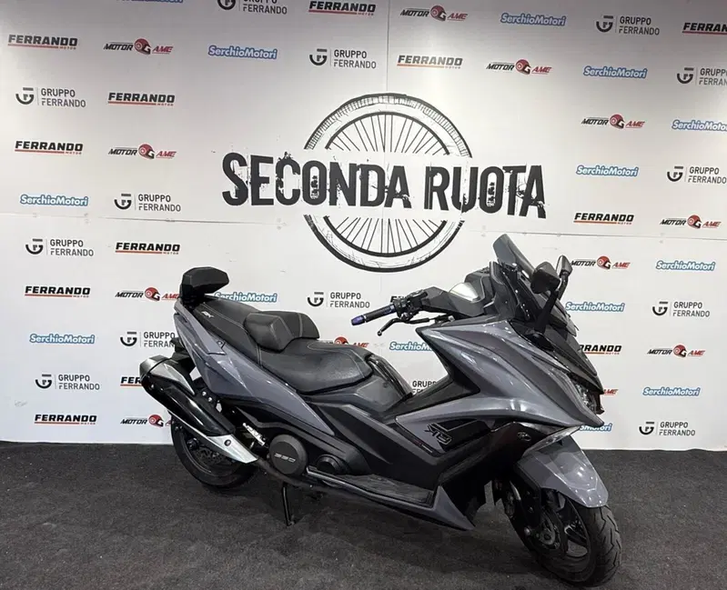 Kymco AK 550 (2017 - 19) (2)
