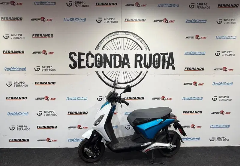 Piaggio 1 Active (2022 - 26) (4)