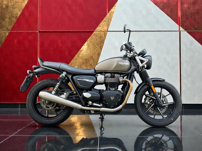 Triumph Street Twin 900 (2019 - 20)