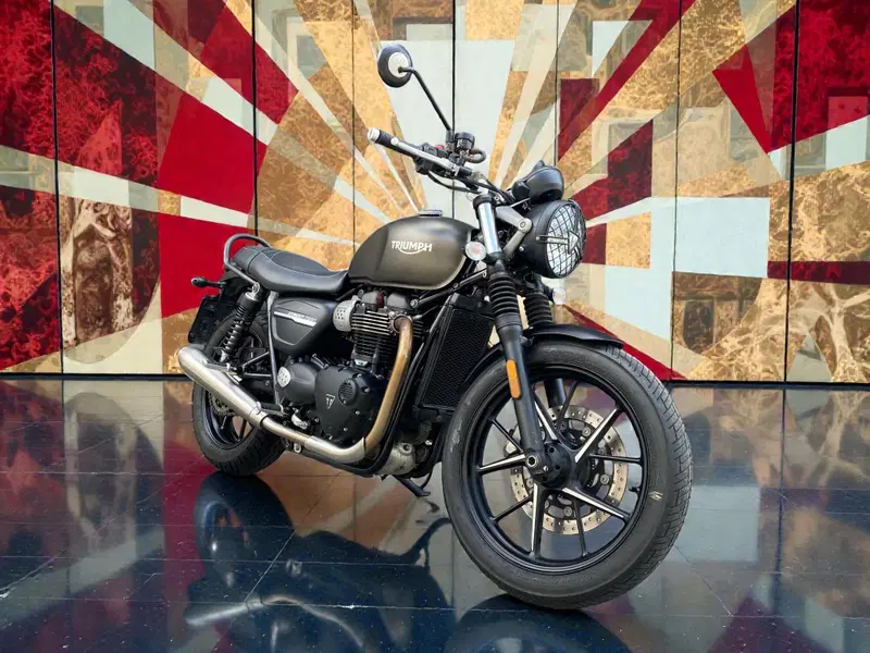Triumph Street Twin 900 (2019 - 20) (4)