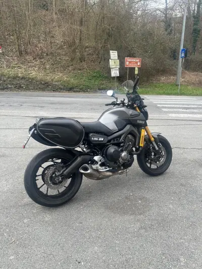 Yamaha MT-09 ABS (2016) usata