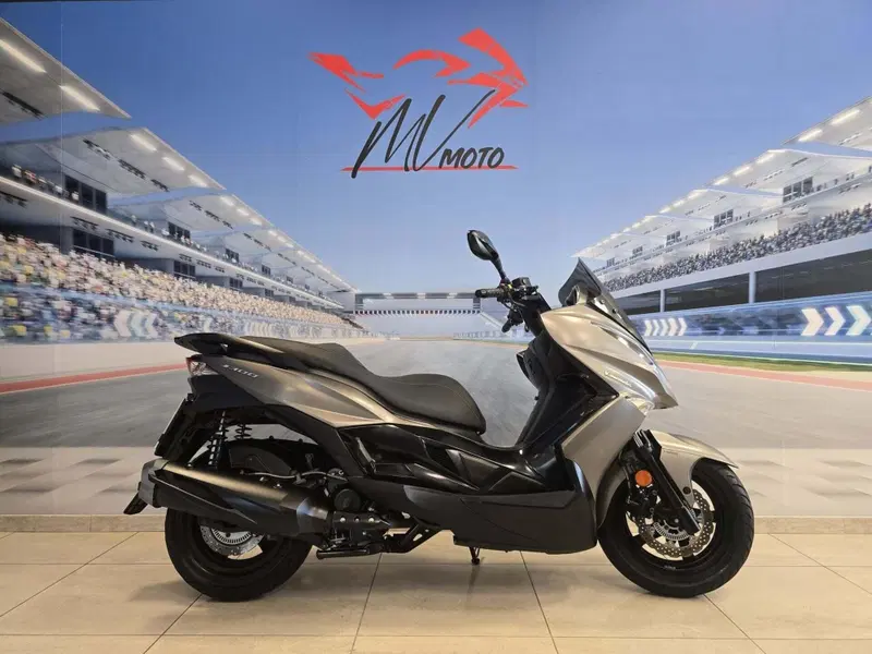 Kawasaki J 300 (2017 - 21)