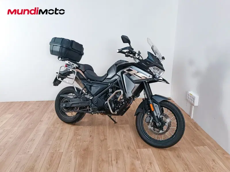 Voge Valico 650DSX (2021 - 24) (2)