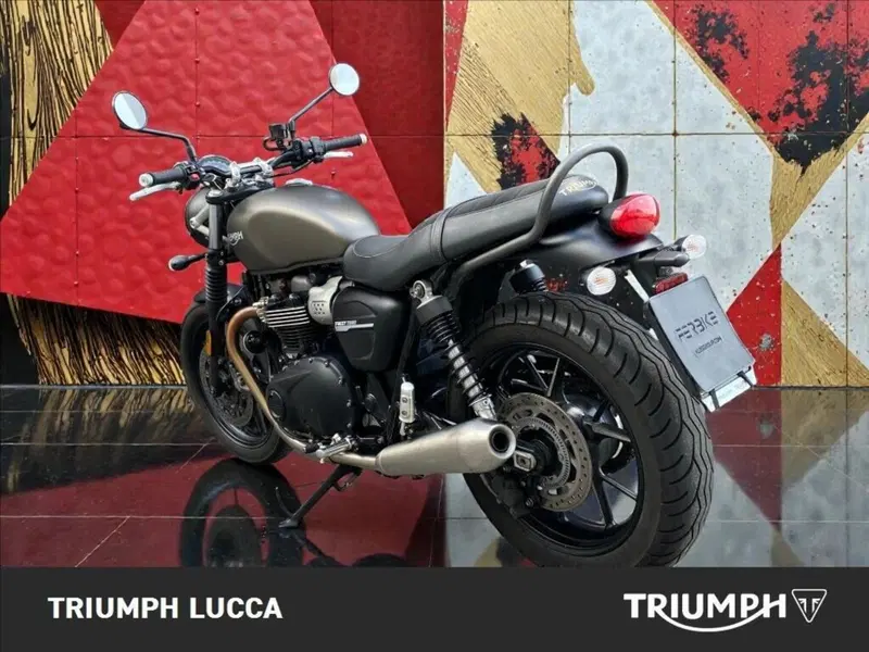 Triumph Street Twin 900 (2019 - 20) (5)