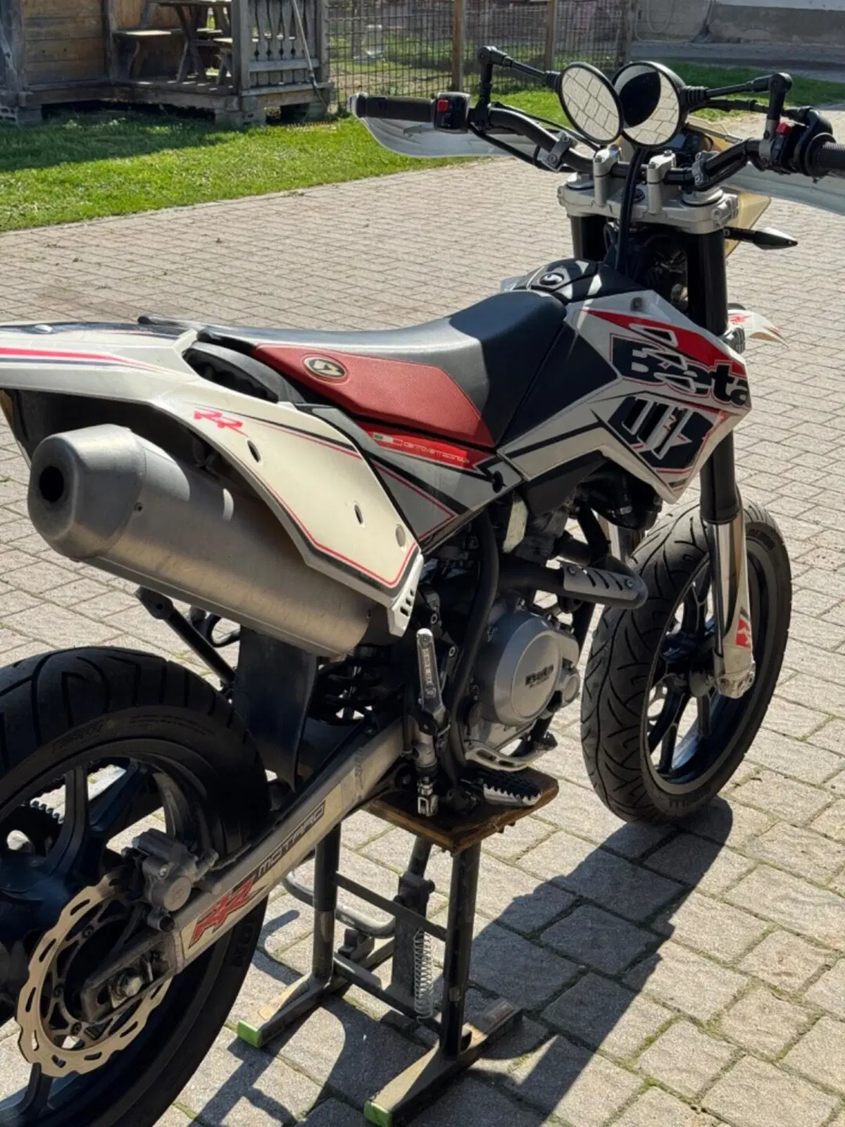Betamotor RR 125 4T Motard LC (2010 - 17) (5)